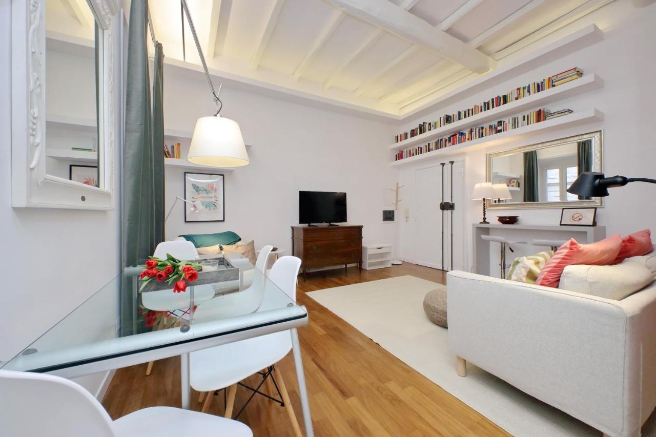 4Bnb - Serpenti Delightful Apartment Rome Bagian luar foto